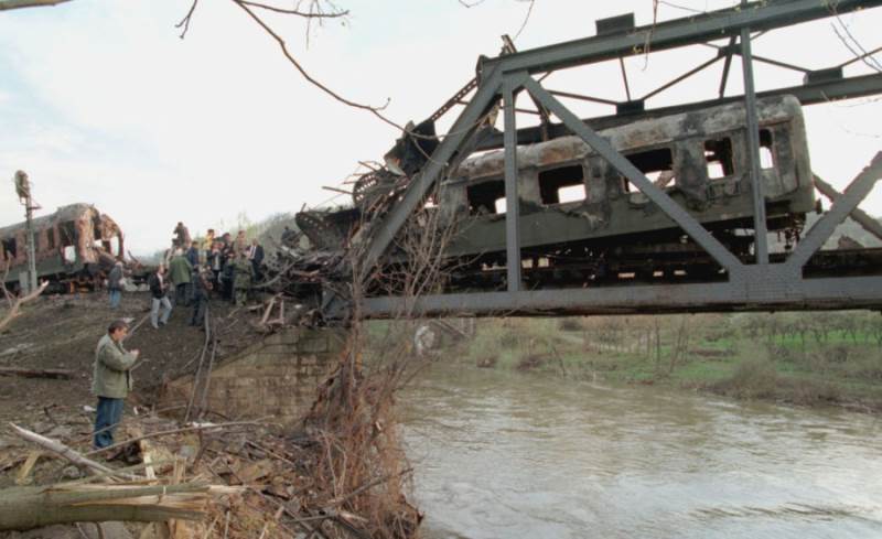 Nato bombardovanje-Grdelička klisura.jpg
