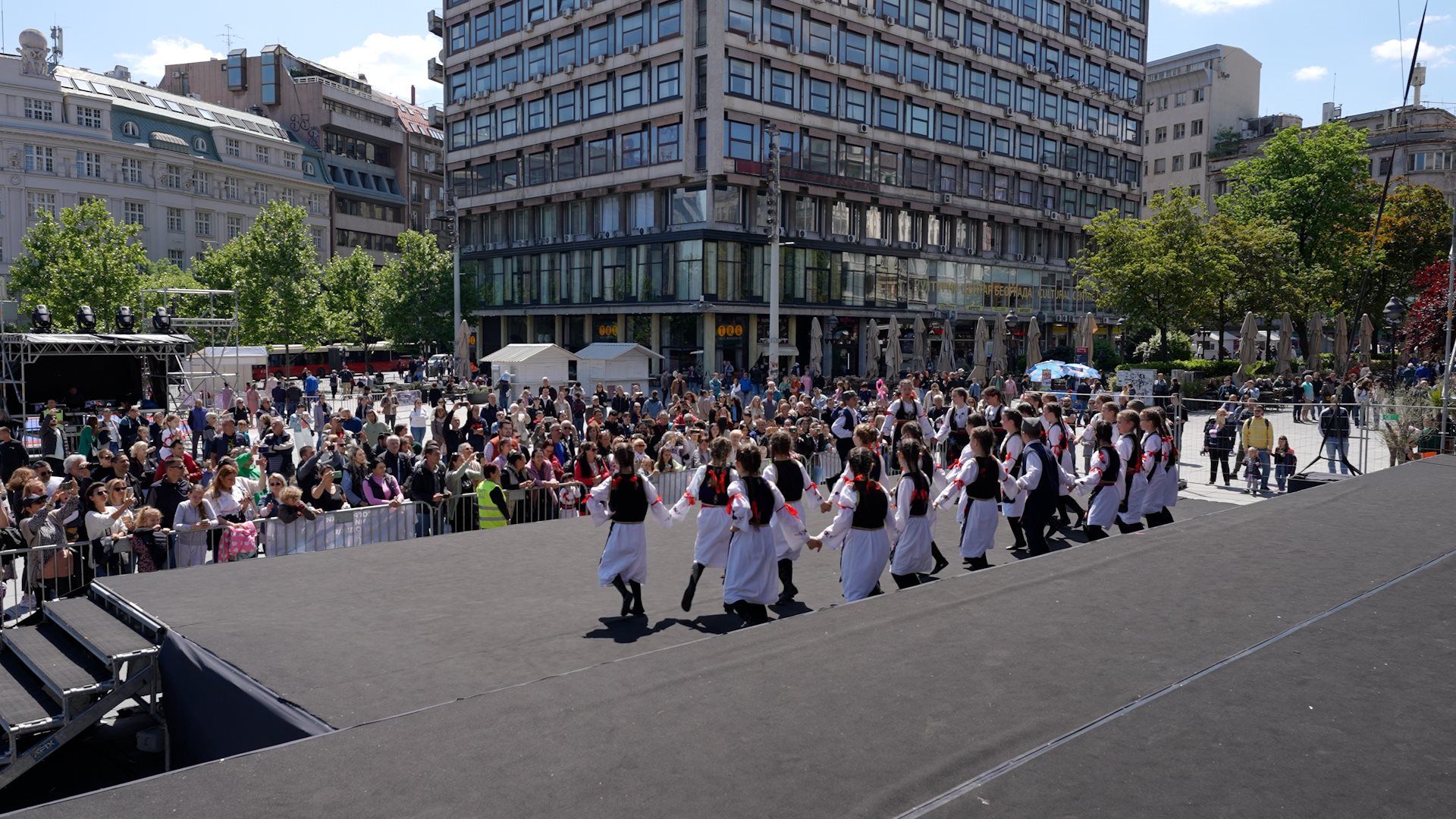 Grad Beograd_Dani porodice 16x9.00_03_18_17.Still005.jpg