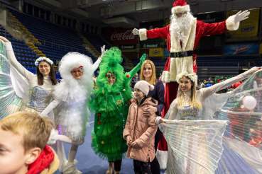 Додељени први новогодишњи пакетићи малишанима са Палилуле1.jpg