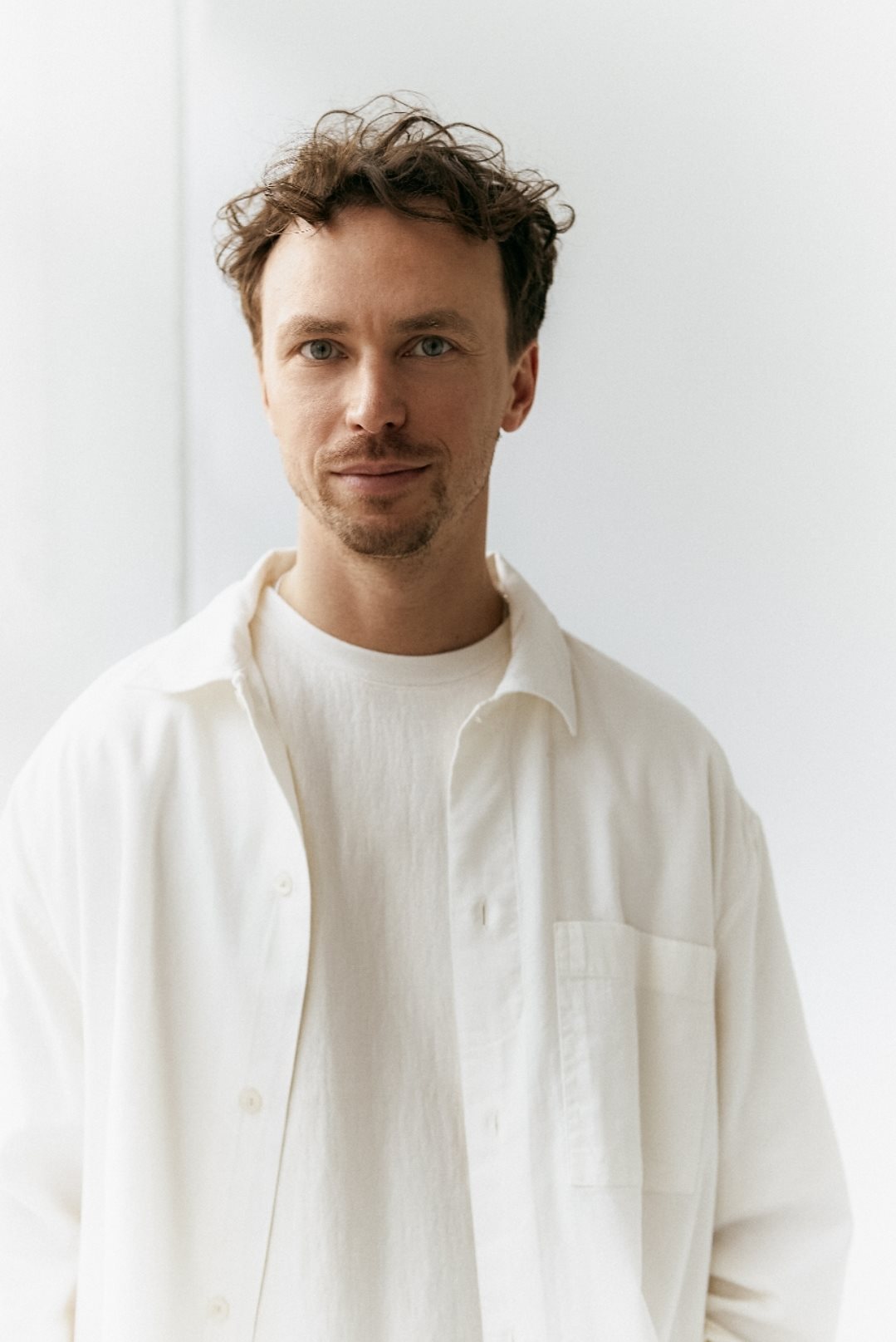 Alex_Solely photo credit Svetlana Feoktistova.jpg