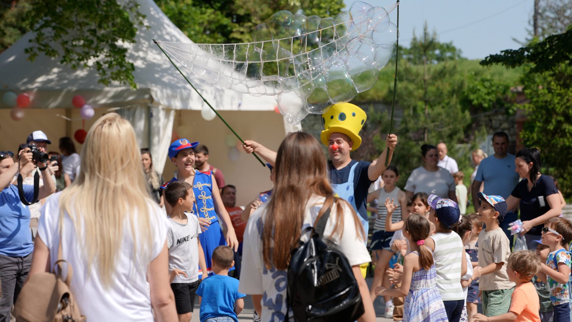 edit 01 16x9.00_01_59_04.Still001.jpg