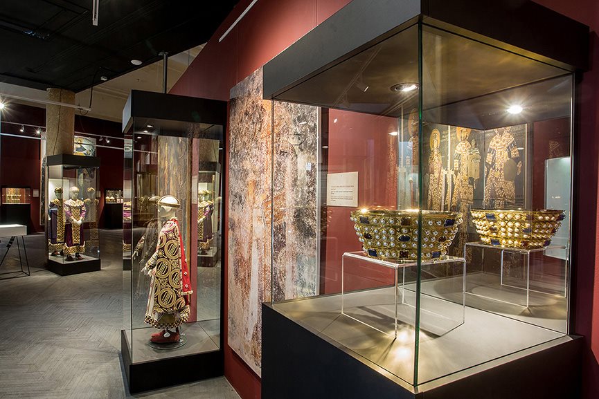 Detalj sa izložbe „Čekajući stalnu postavku” Foto Dragan Kurucić 1.jpg