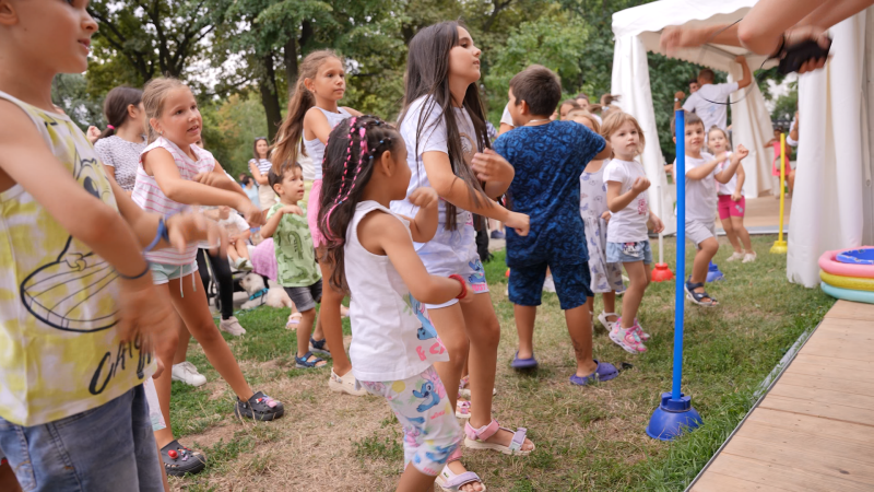 Deca na interaktivnoj radionici