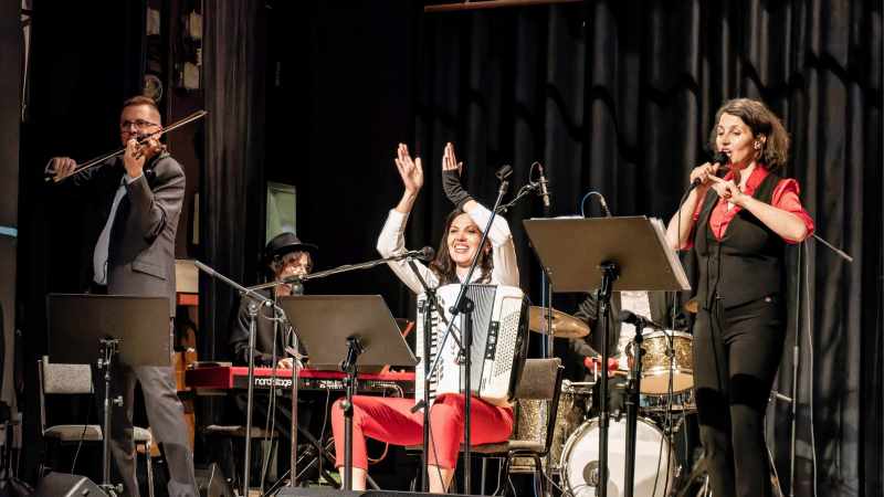 Izvođači klezmer pesme