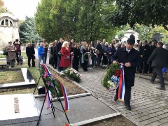 Polaganje venaca 4.jpg