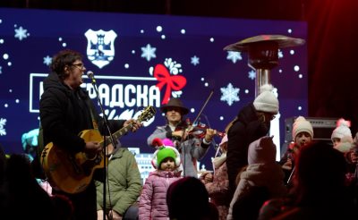 BG Zima 2026 template 16x9.00_00_20_22.Still019.jpg