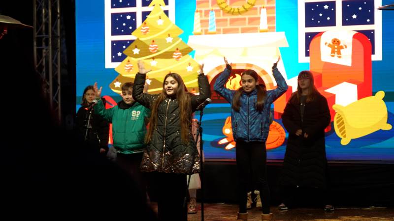 BG Zima 2026 template 16x9.00_00_13_03.Still007.jpg