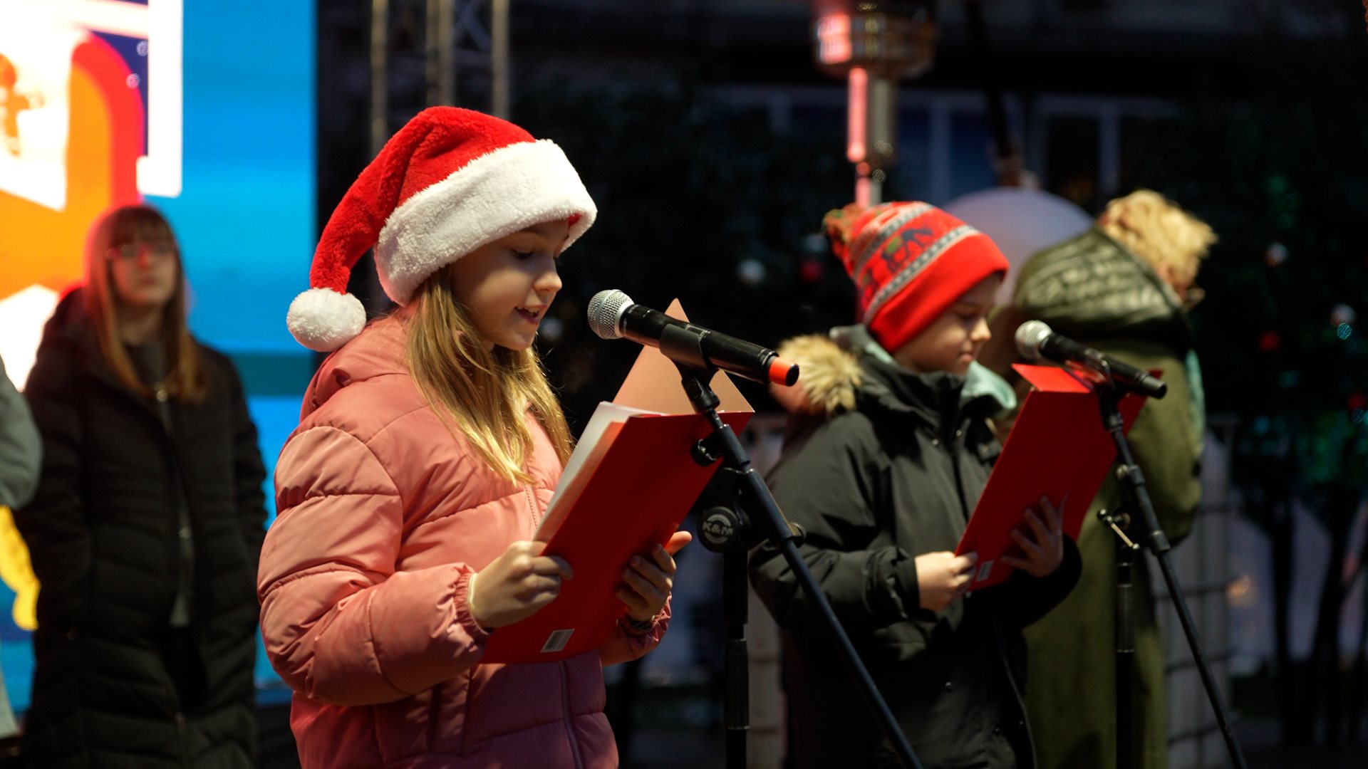 BG Zima 2026 template 16x9.00_00_11_05.Still006.jpg