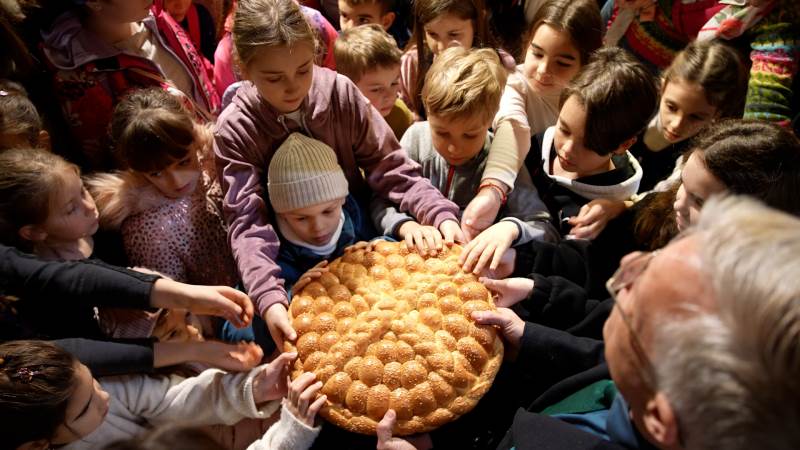 BG Zima 2026 template 16x9.00_00_15_04.Still010.jpg