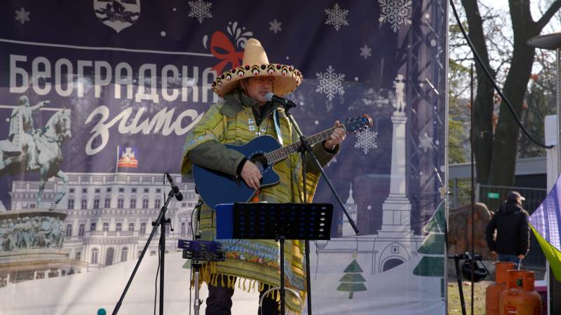 BG Zima 2026 template 16x9.00_00_00_08.Still001.jpg