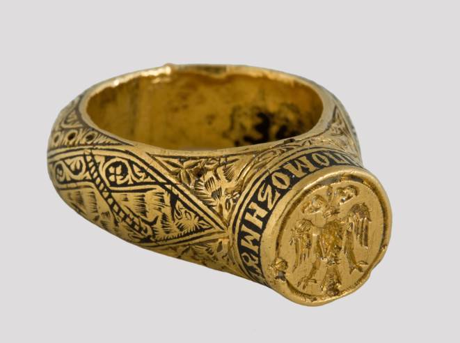 Prsten sa predstavom dvoglavog orla