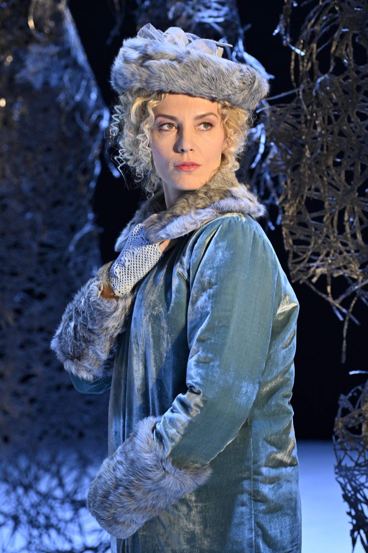 Калина Ковачевић (Јулија Кавран), у представи Године гаврана