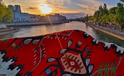 Na ćiliмu igra klonuo sunčev zrak - Foto M. Živadinović