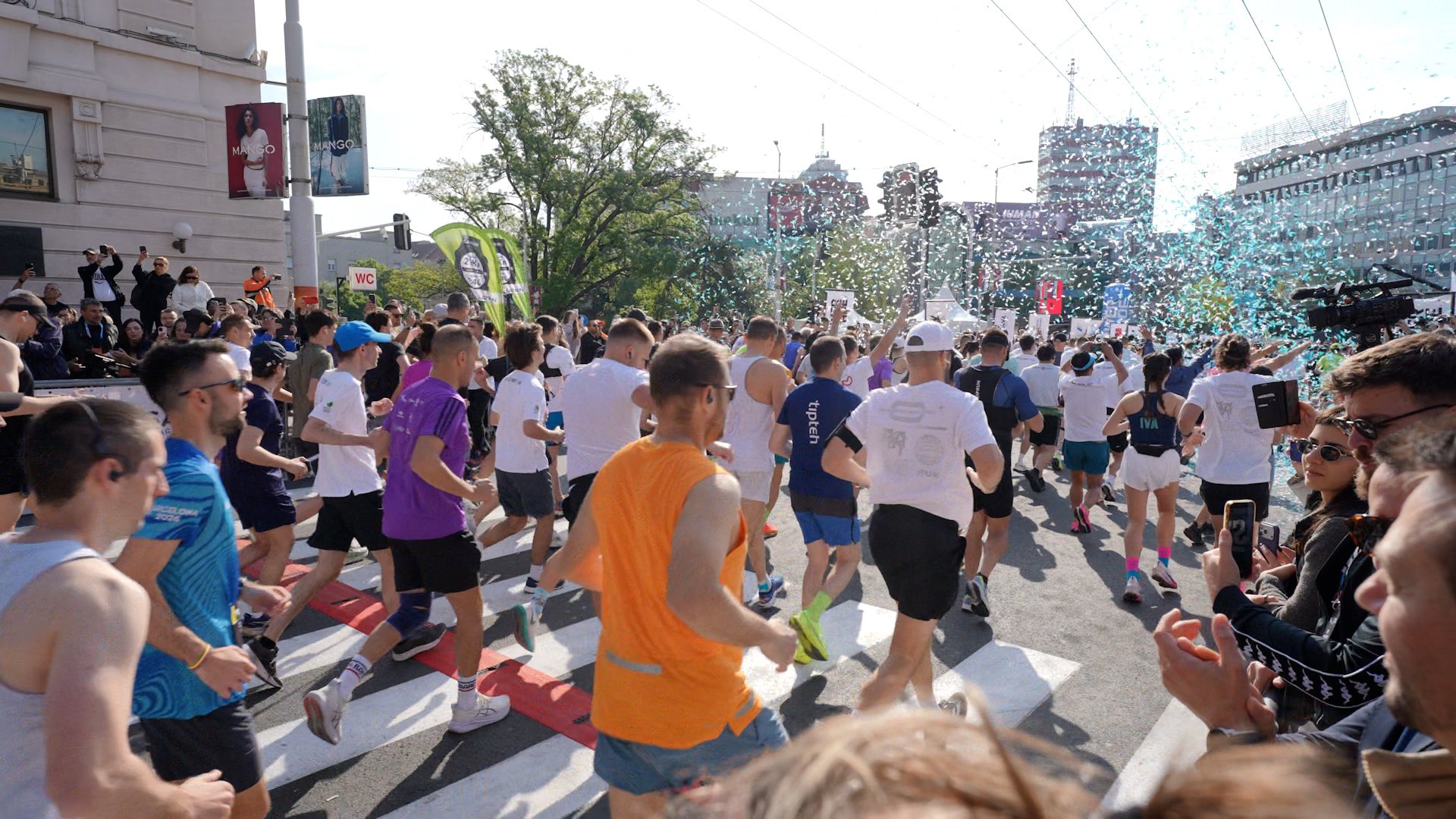 bdp 16-09.00_00_05_09.Still003.jpg