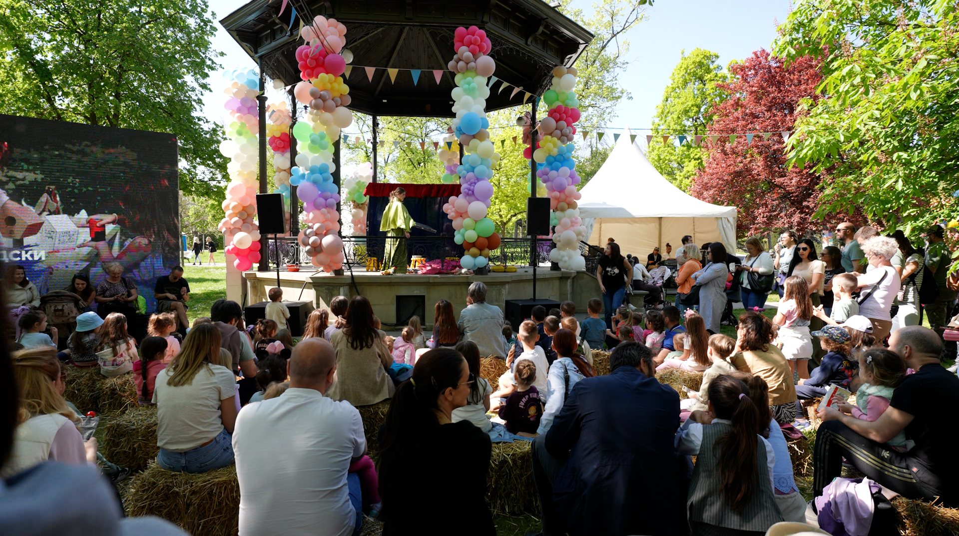 bdp 16-09.00_00_09_04.Still007.jpg