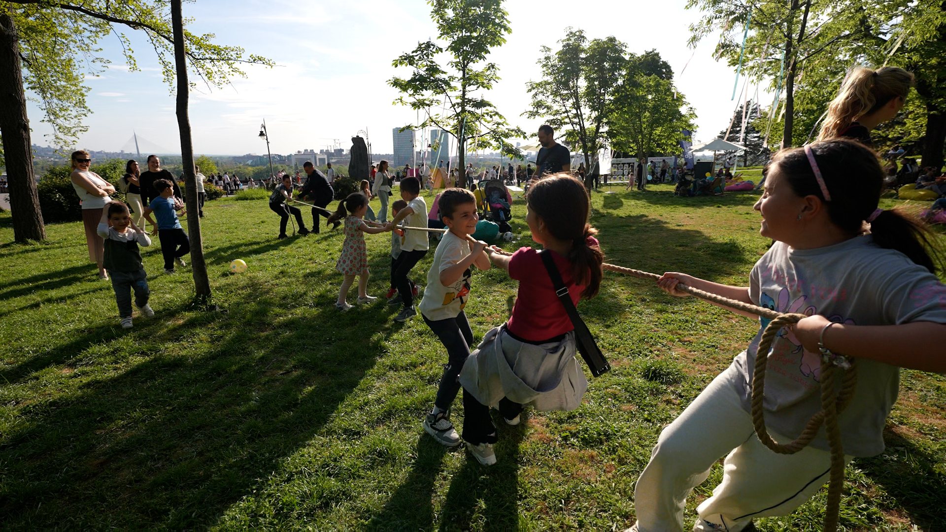 bdp 16-09.00_00_23_22.Still017.jpg