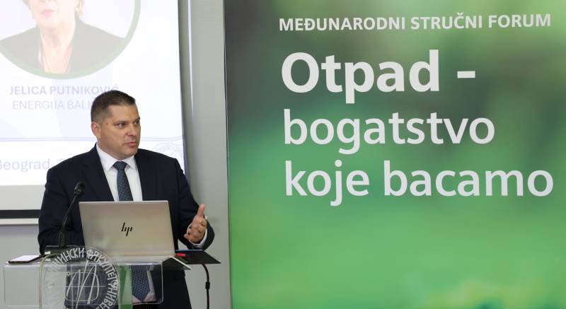 12a.JPG