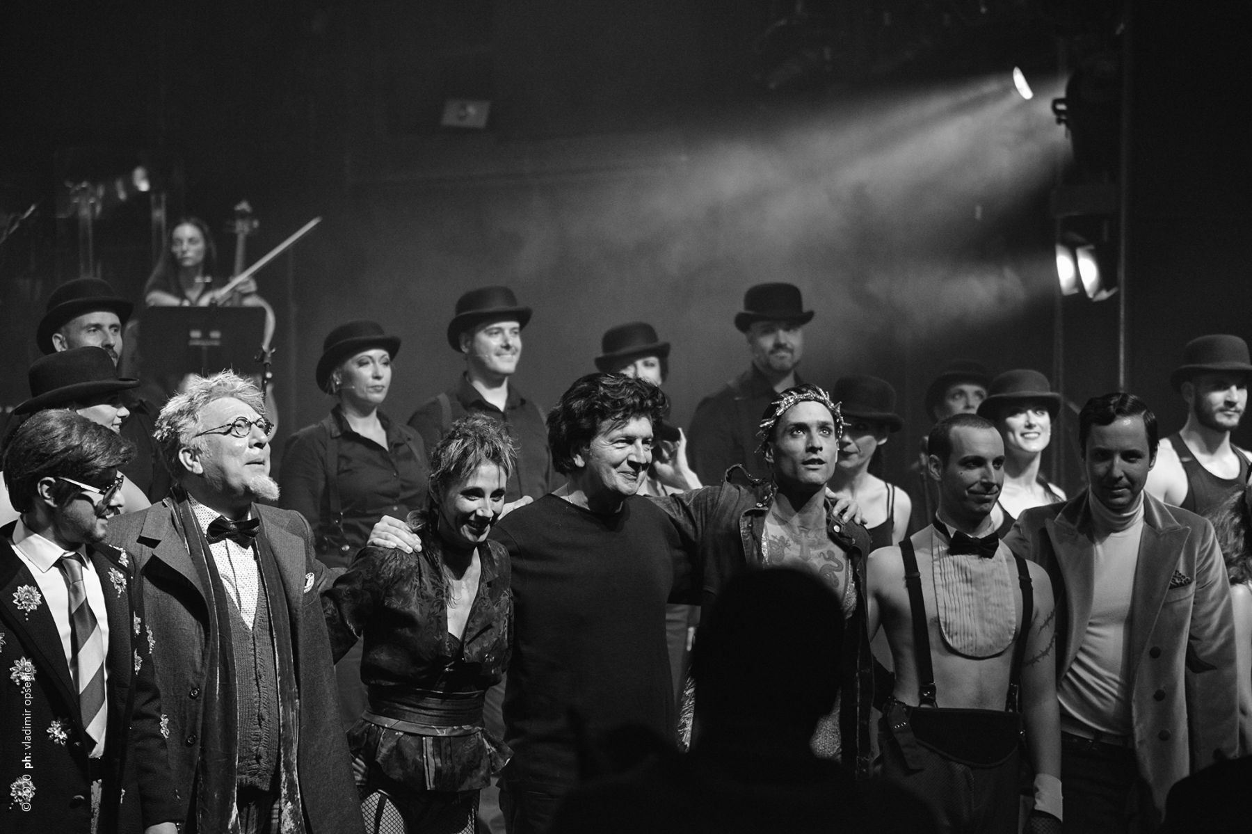 Bajaga_Sa druge strane jastuka_foto Vladimir Opsenica (3).jpg